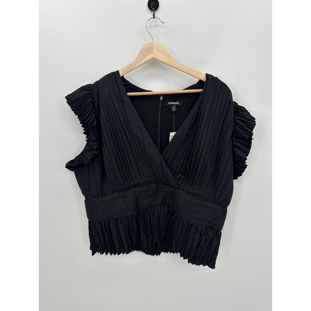 Express Peplum Top Women XL NWT Black Pleated Ruffle Cropped Blouse 08626055